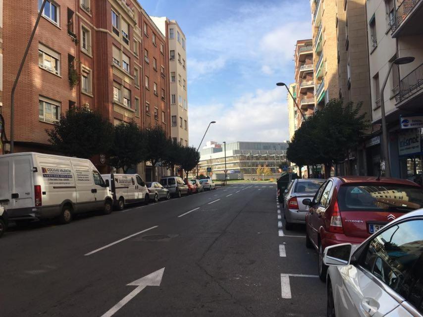 Piso Centrico Y Moderno En Logrono Vivienda De Uso Turistico Apartment Bagian luar foto